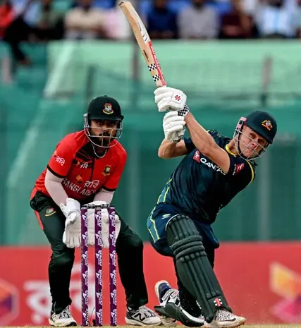 Connolly Leads Australia to Four-Wicket Win Over Bangladesh in T20 Opener